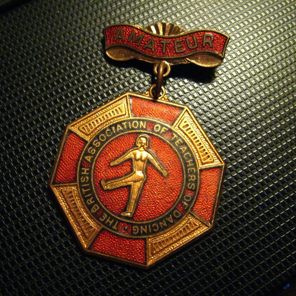 🇬🇧 British Association Teachers Of Dancing 1974 Medal
